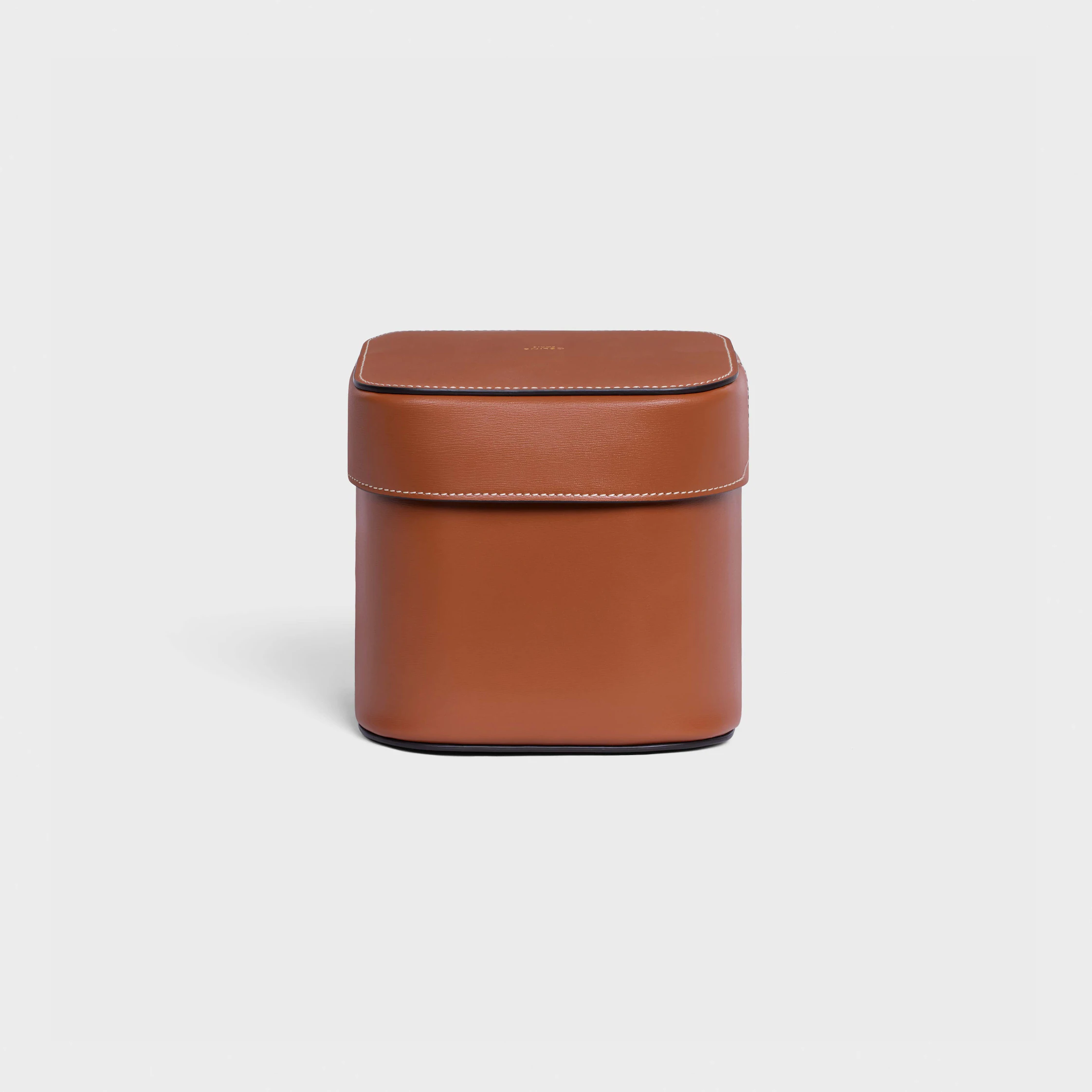 Medium Box i glänsande kalvskinn