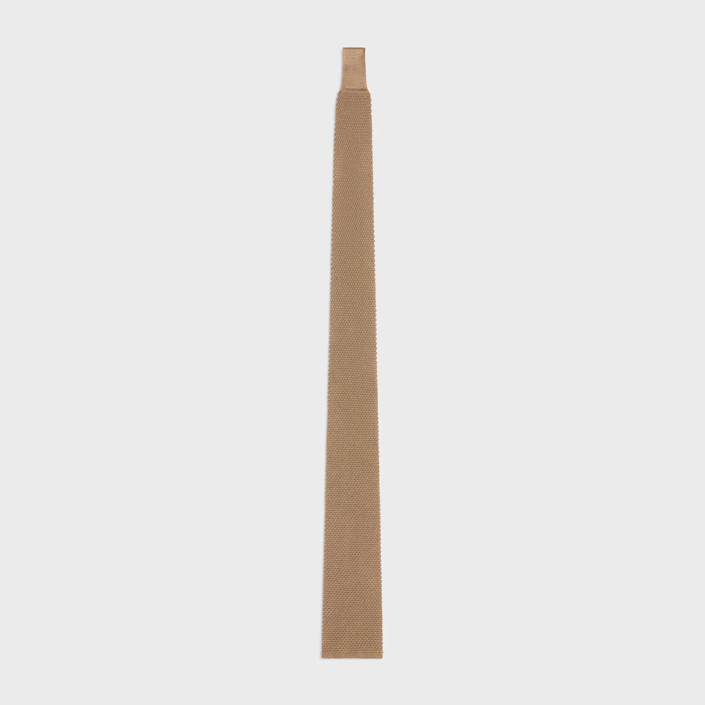 knäck i sidenstickning