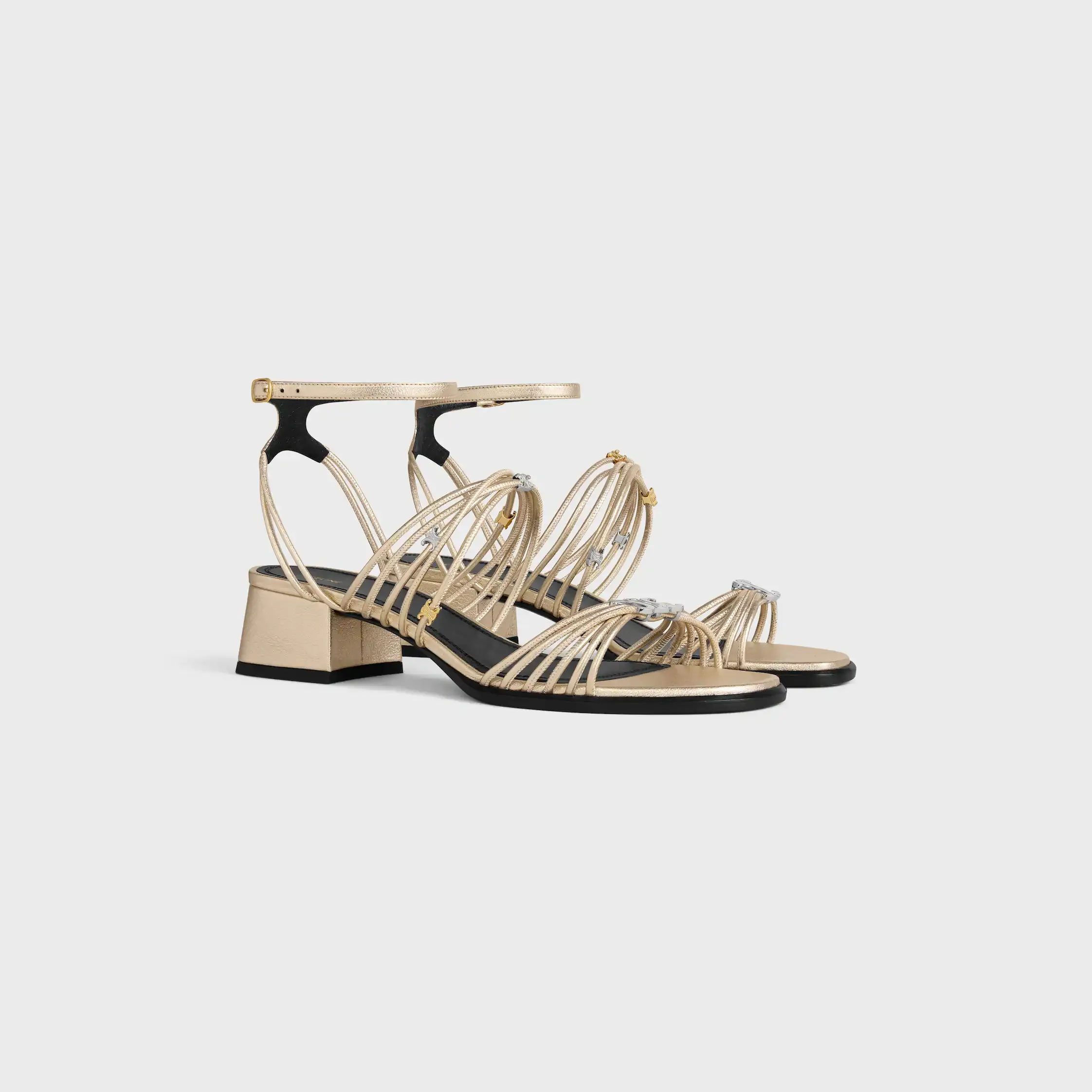 CLÉMENCE HÖLJAD SANDAL I LAMINERAT LAMSKIN