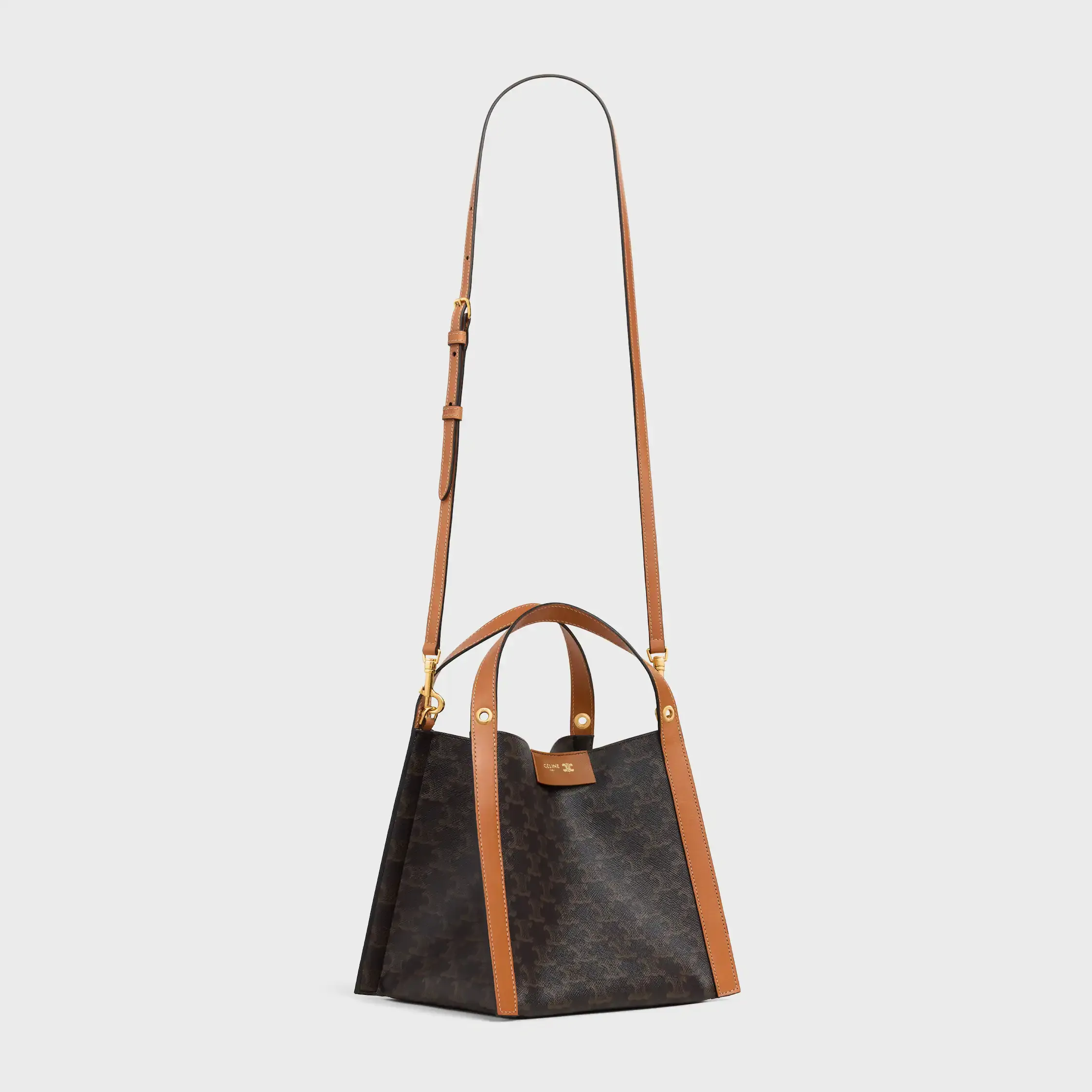 SMALL CUBE BAG I TRIOMPHE-TEXTIL OCH NATURLIG KALFSLÄDER