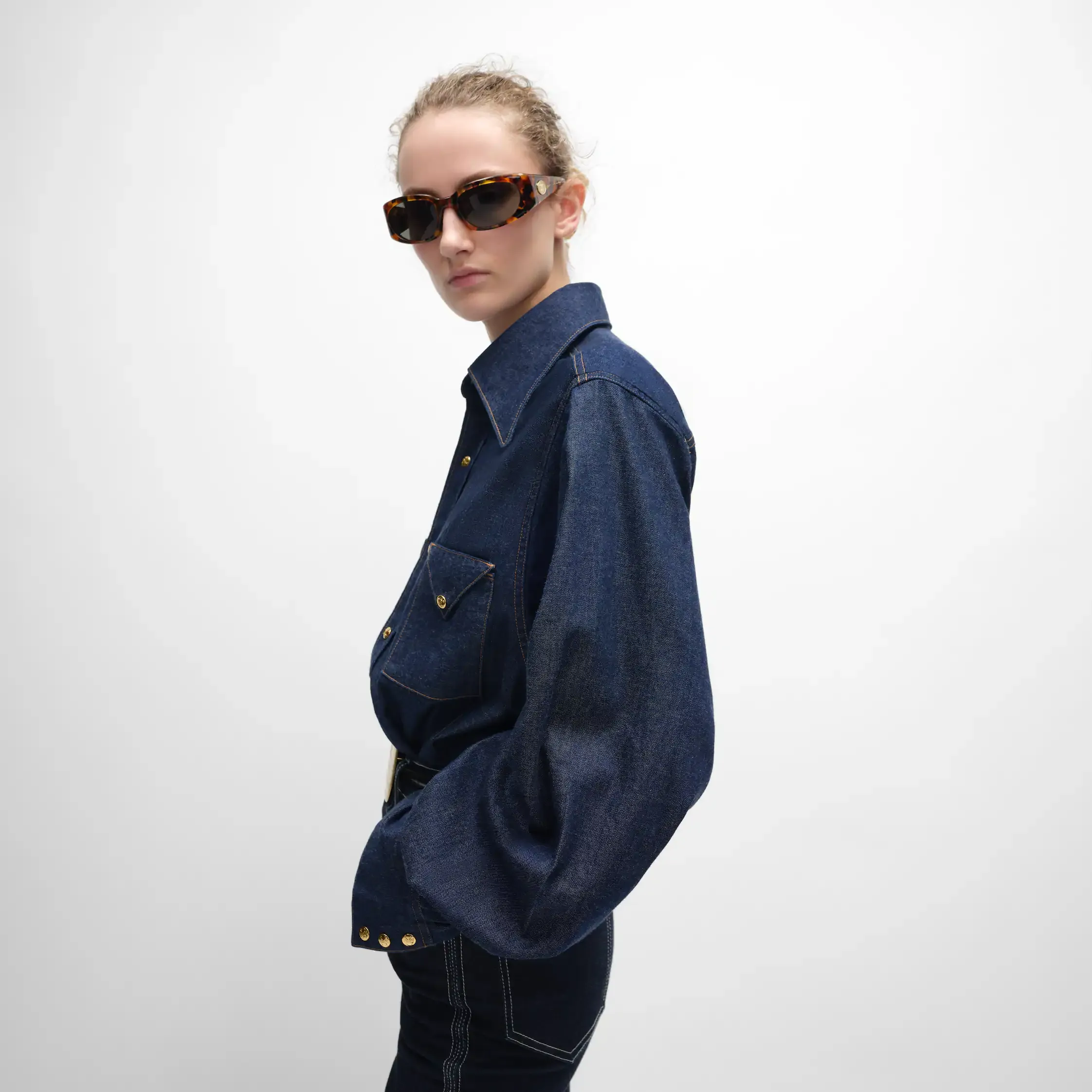 skjorta i denim