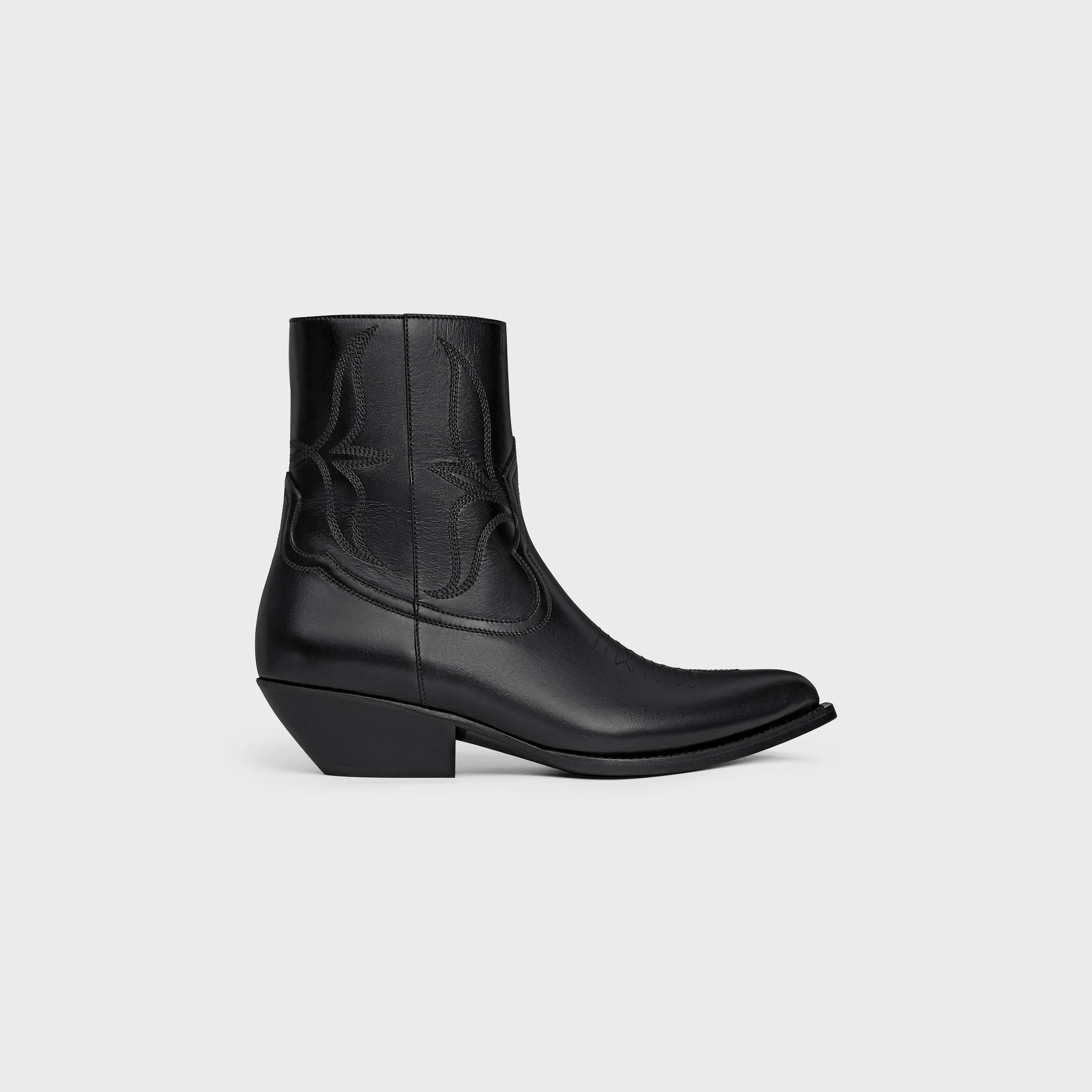BOOT LEON I GLÄNSANDE KALVSKIN