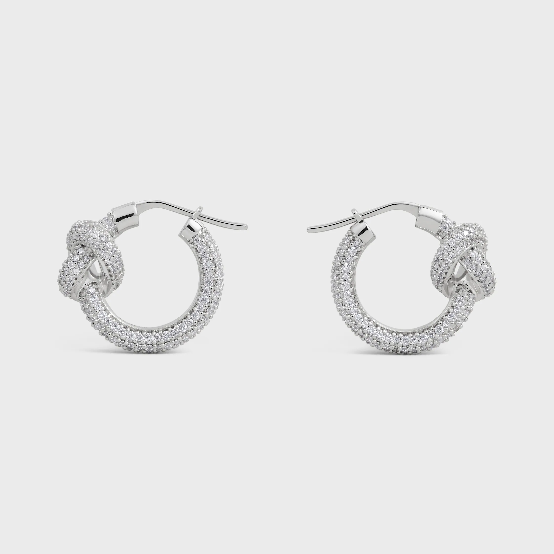Knot Sparkle-öronbehållare i strass och blankbrons med rhodierad beläggning