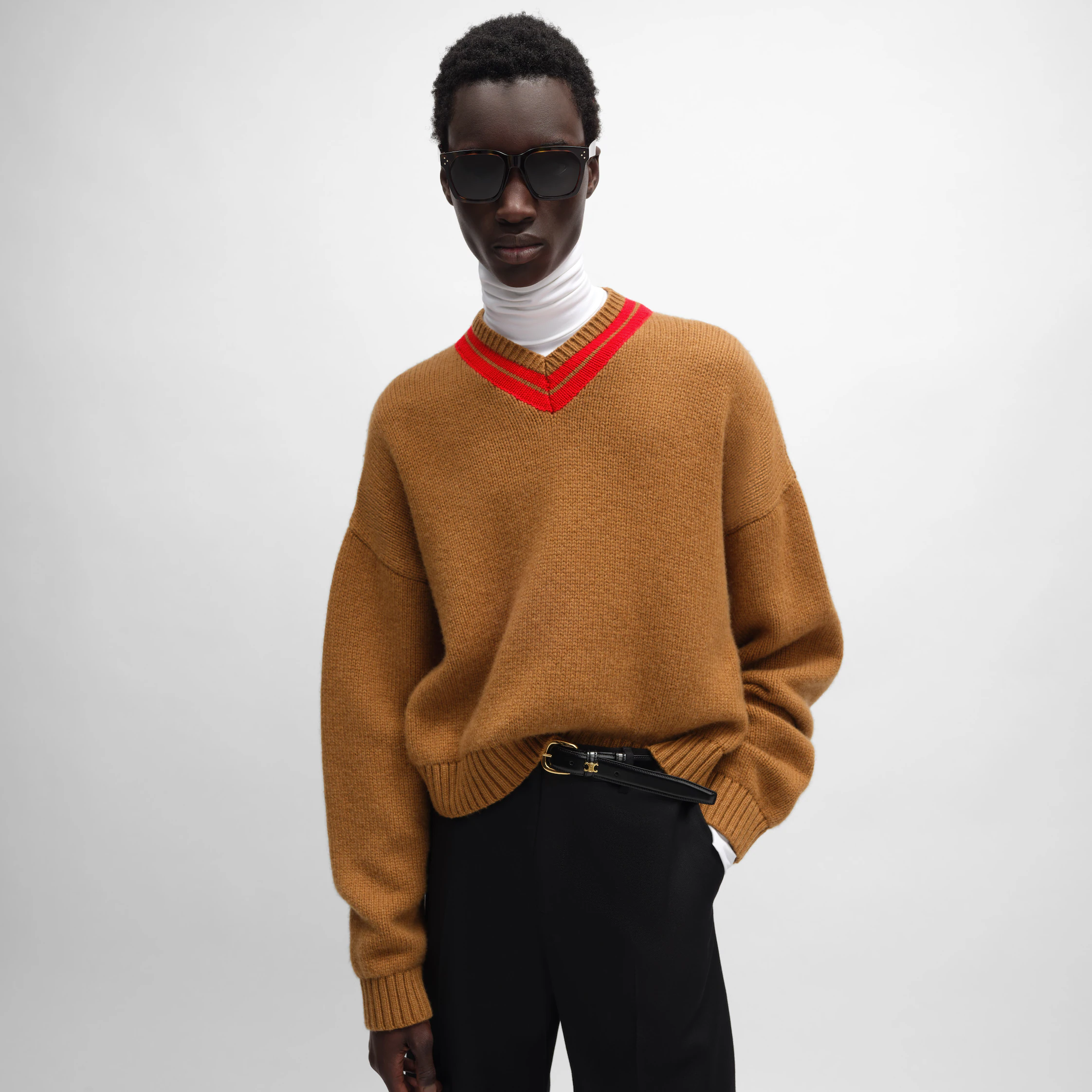 v-halströja i cashmere