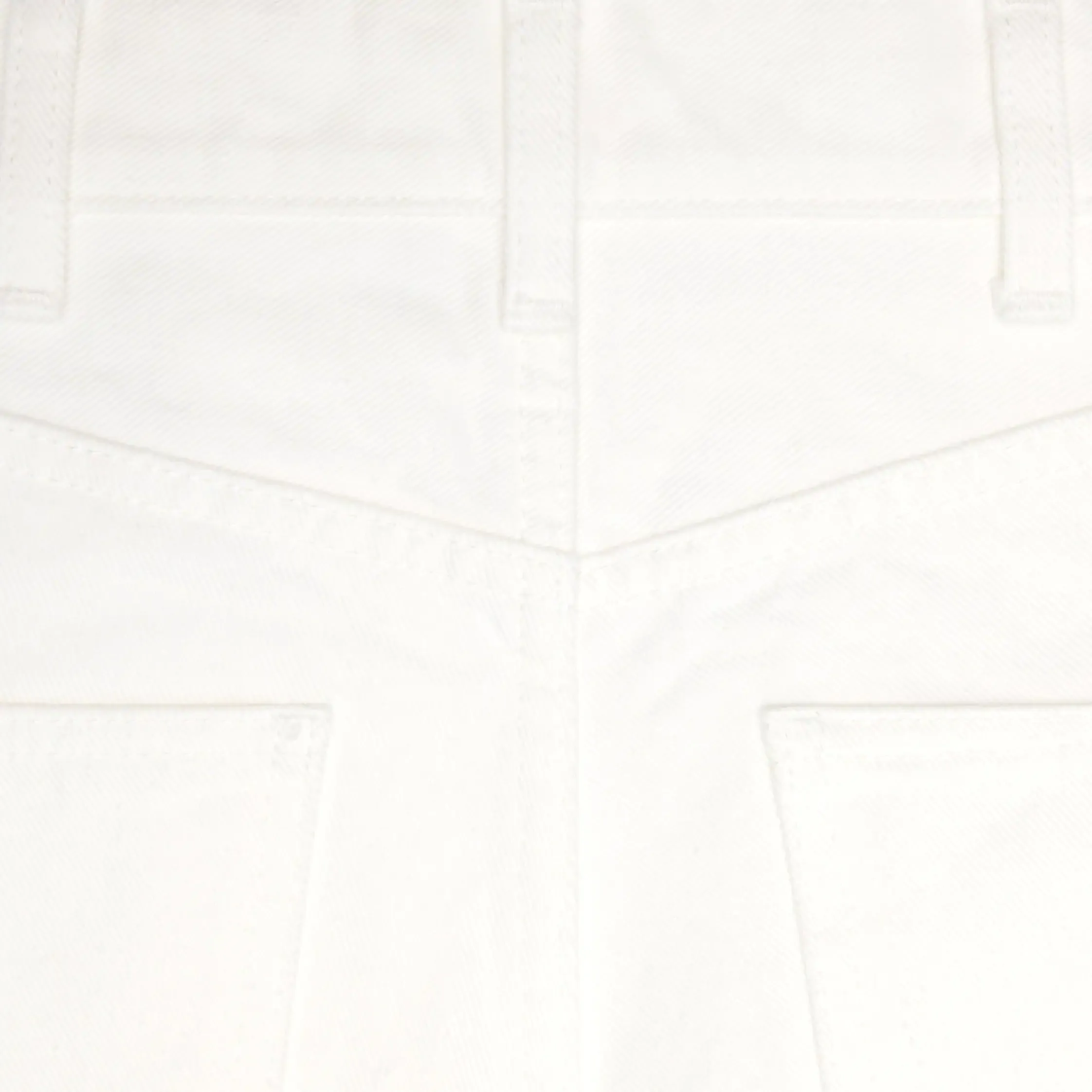 Jane-bukade jeans i optisk vitvåd denim