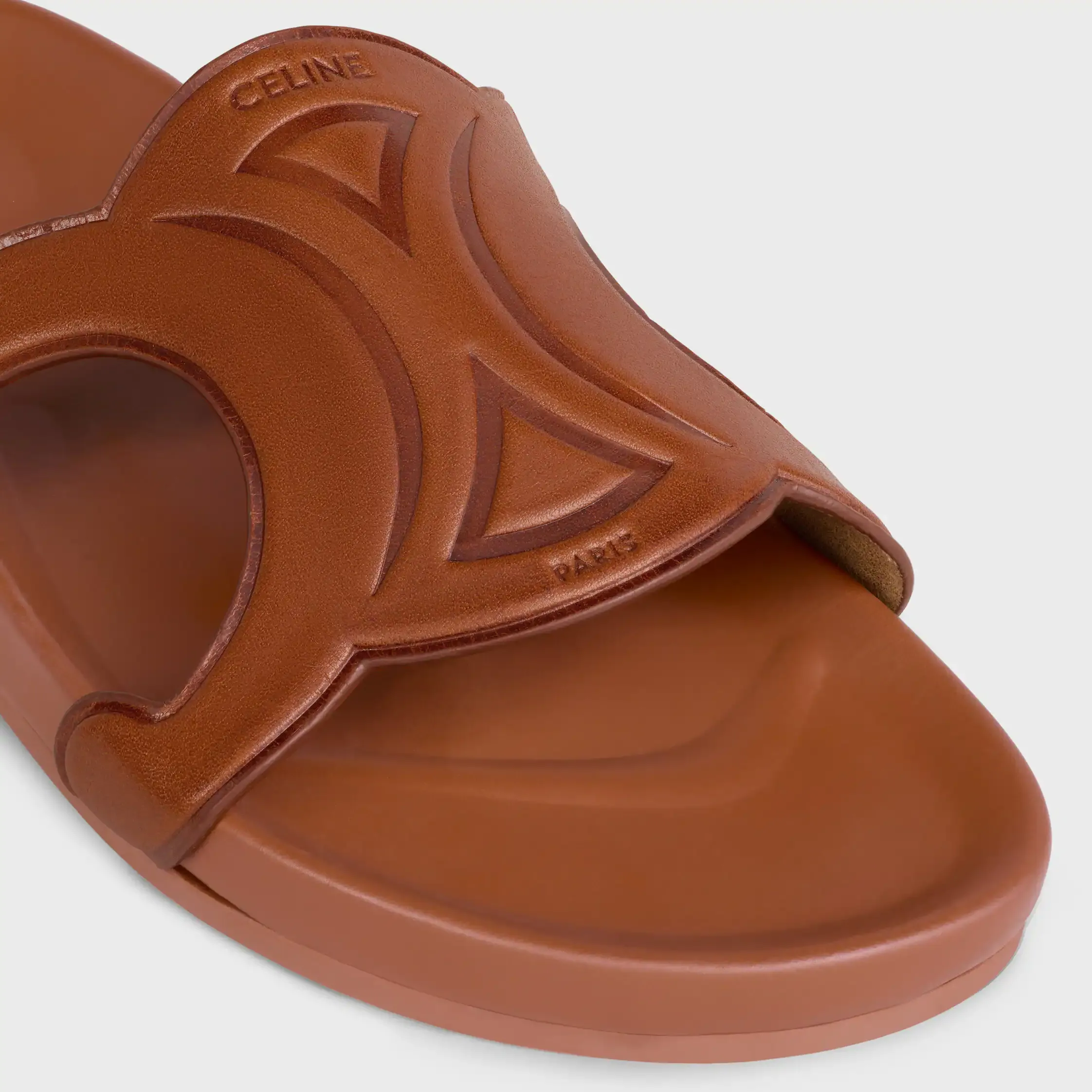 TRIOMPHE SLIDE I KALVSKIN - VEGAN TANNING