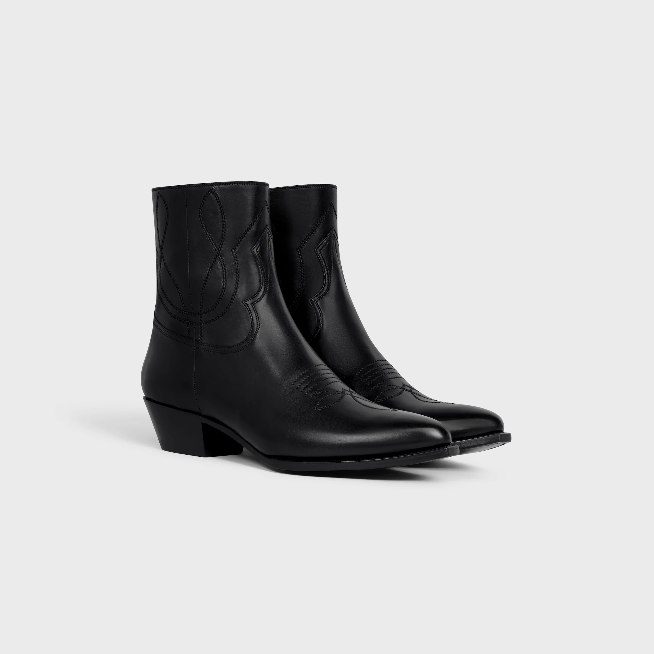 CELINE WESTERN ZIPPED BOOTS i kalvskinn