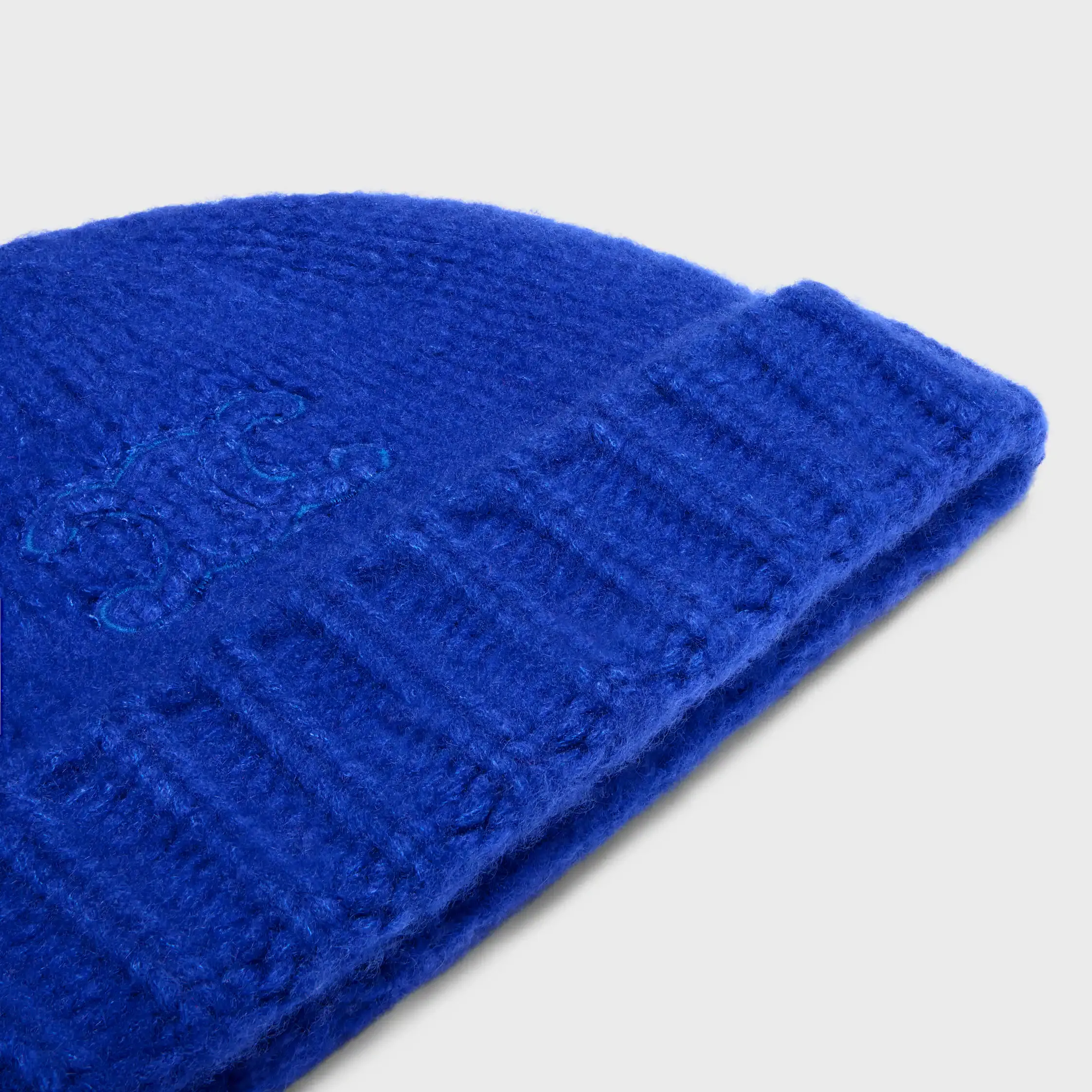 triomphe-hatt i kasjmir och siden